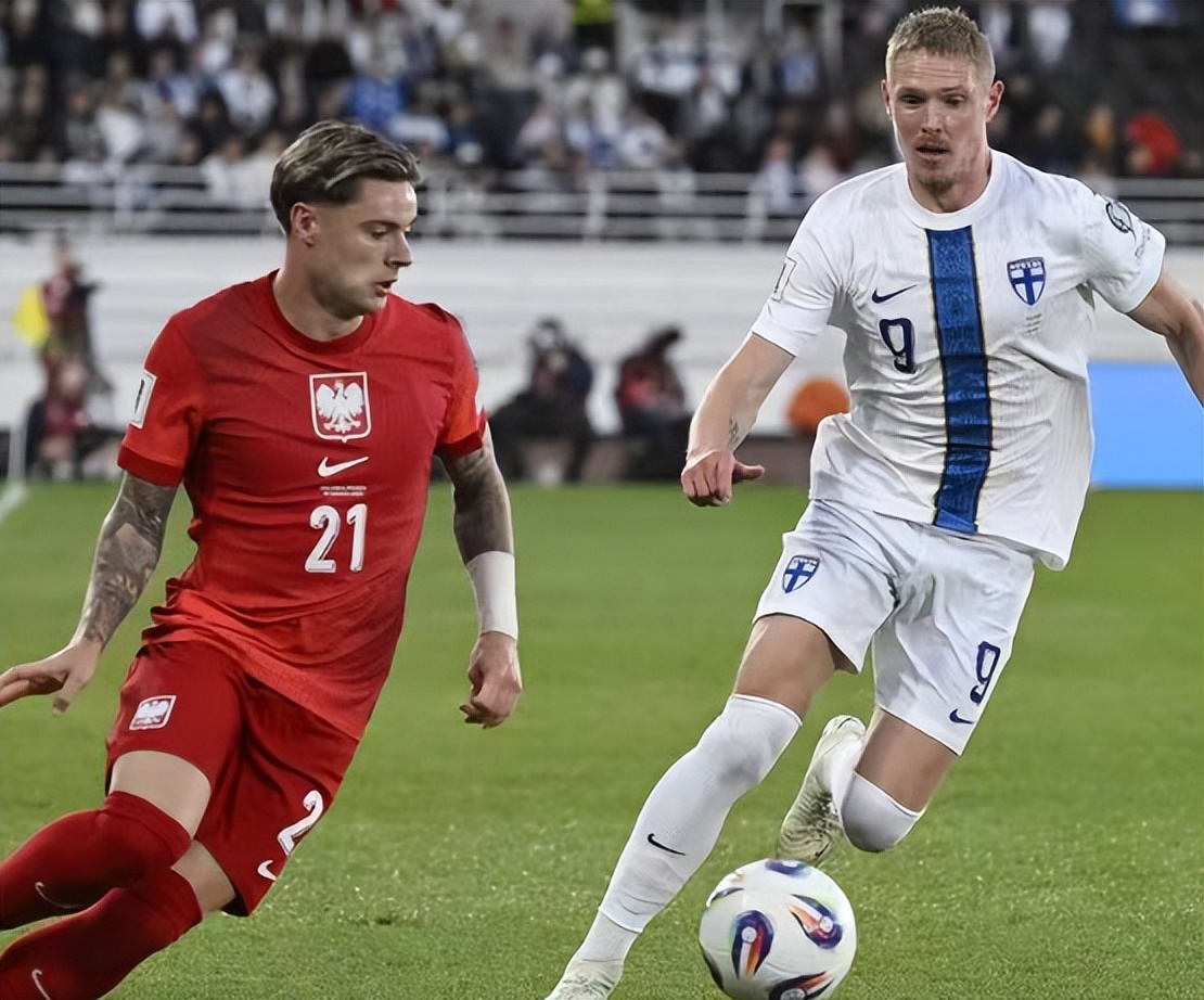 赛后突围战来临，西汉姆围绕欧冠复出首秀，赛场秩序良好，更衣室氛围转暖的简单介绍