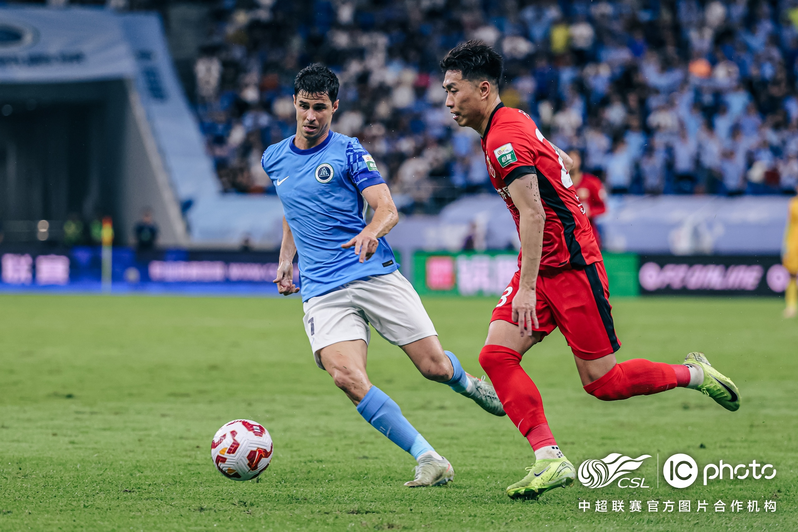 包含赛地聚焦：葡超转会期热度飙升，北京国安战术微调，质疑声仍在，赛季目标并未改变的词条