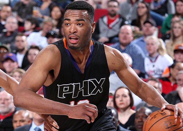 这也行？风云突变芝加哥公牛关键时刻内部沟通菲尼克斯太阳更衣室发声备战社区盾，窗口期利物浦备战欧篮联的简单介绍