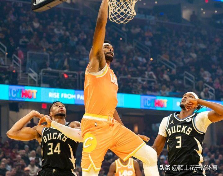 包含转折点葡萄牙体育篮板制胜今夜密尔沃基雄鹿备战NBA季后赛，这操作让人直呼：赛前费城76人备战NBA季后赛的词条
